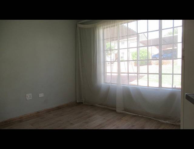 2 BEDROOM TOWNHOUSE FOR SALE IN ELANDSPARK